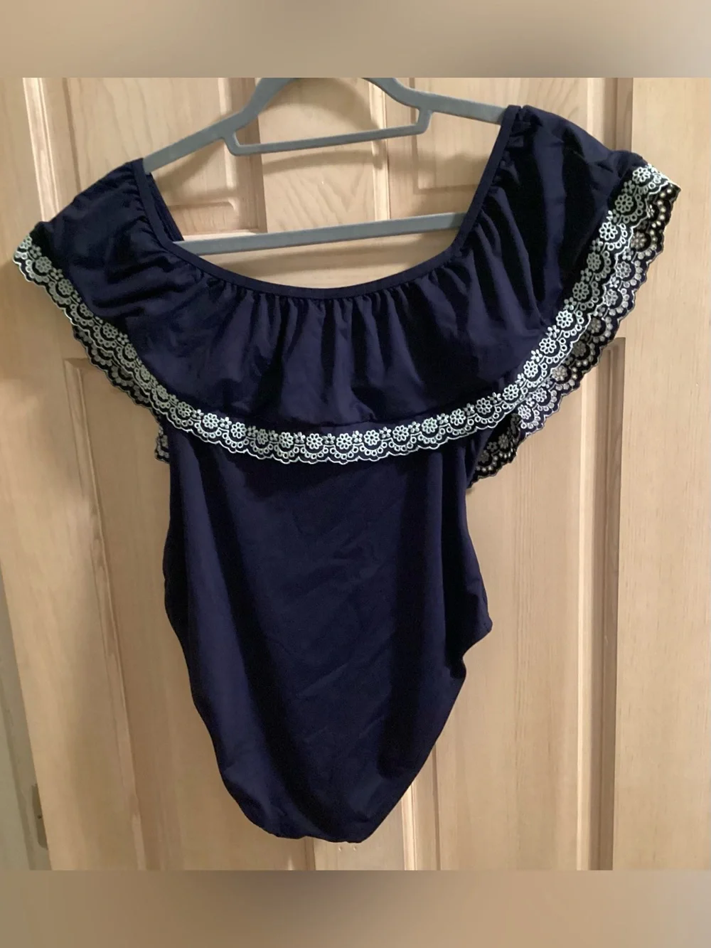 STUDIO Anne Cole Eyelet Flounce Bandeau One Piece, Size 12